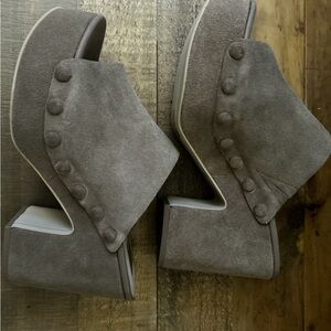 Gray Platform Women's Shoes